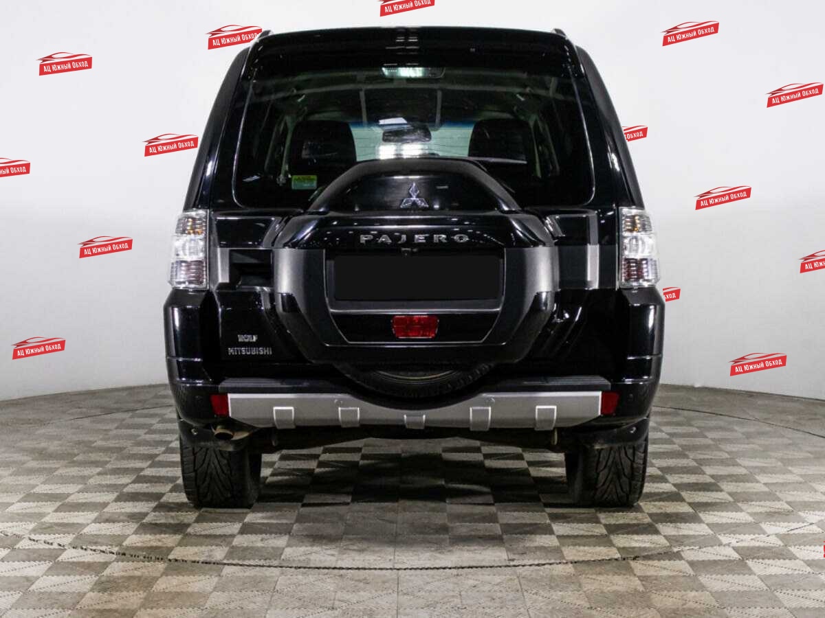 Купить Mitsubishi Pajero с пробегом. Фото: #5