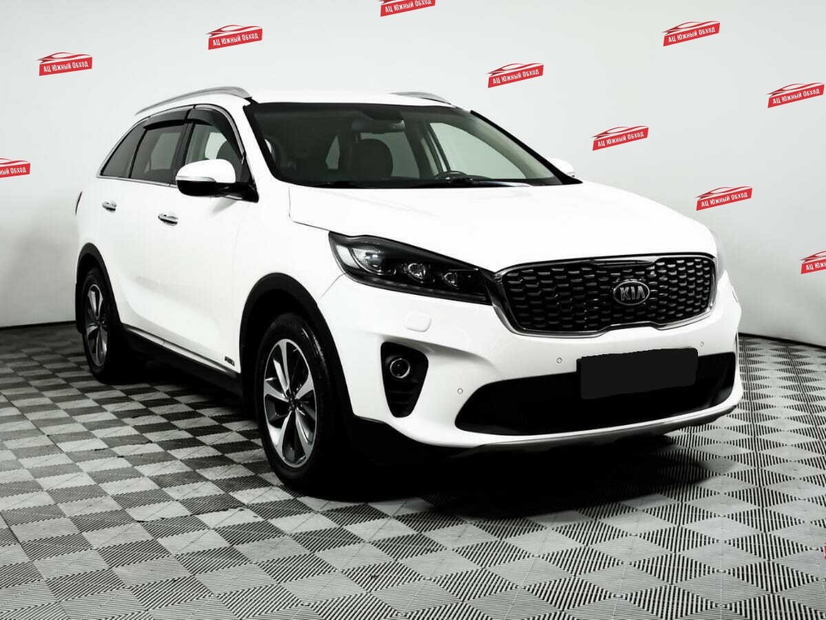 Купить Kia Sorento с пробегом. Фото: #2
