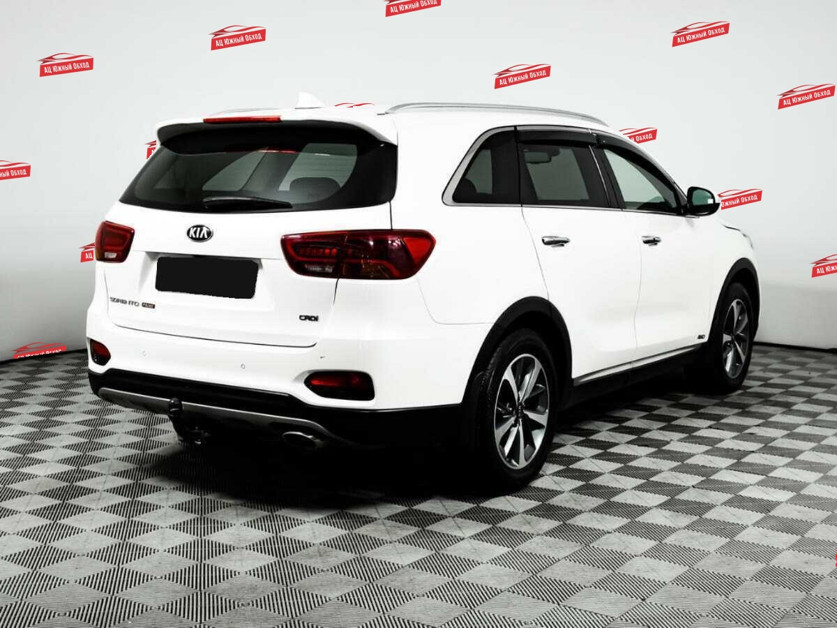 Купить Kia Sorento с пробегом. Фото: #3