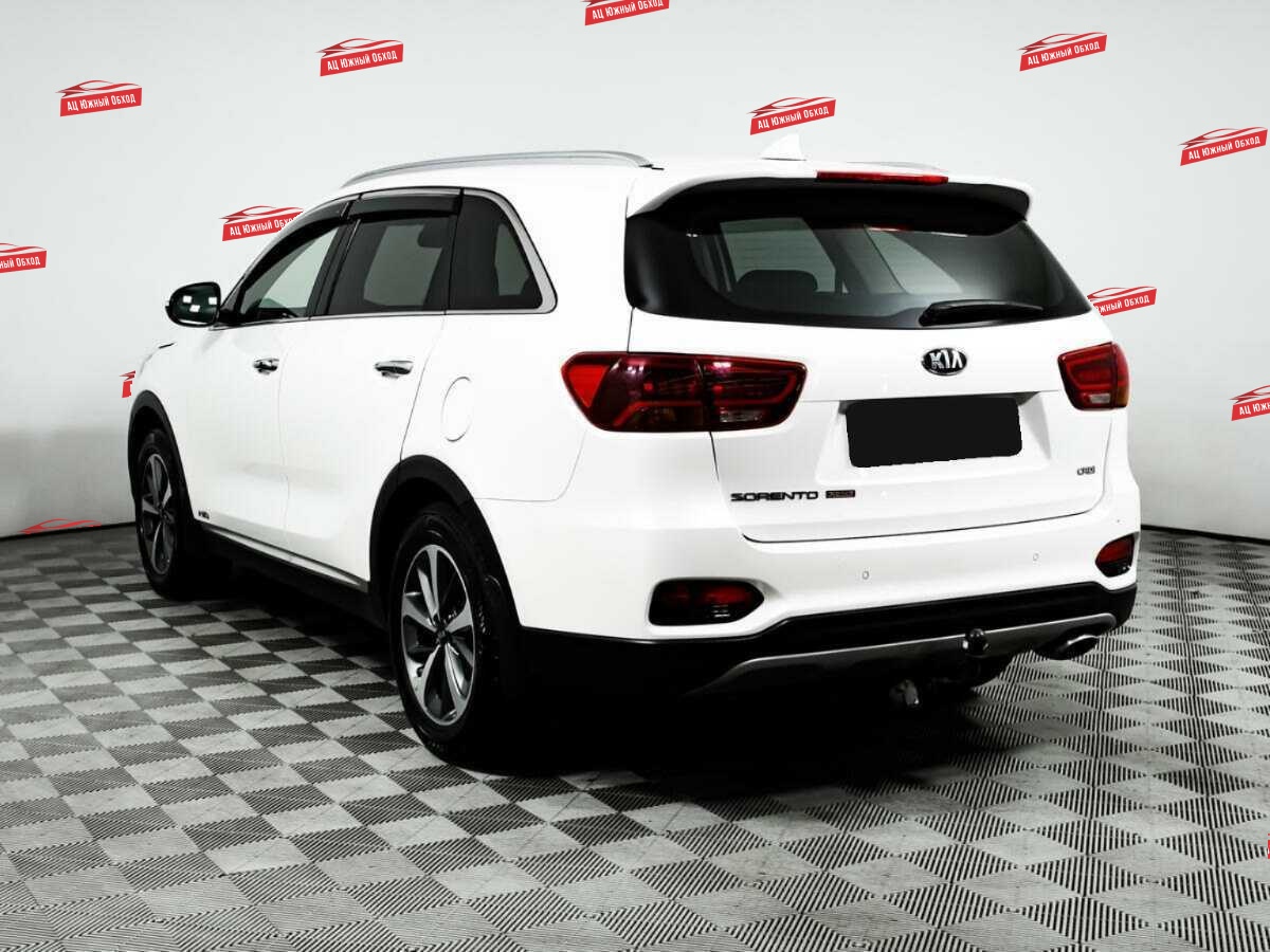 Купить Kia Sorento с пробегом. Фото: #5