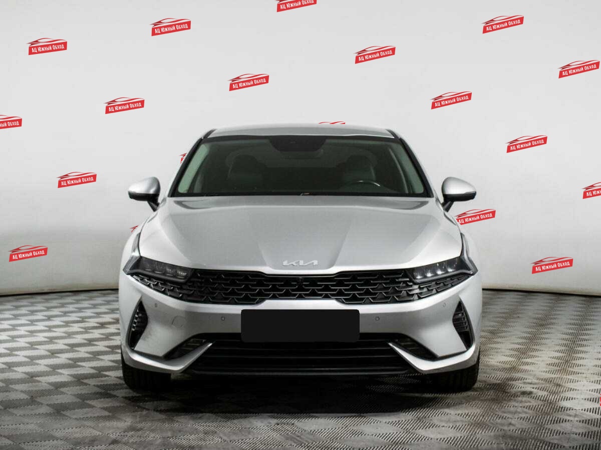 Купить Kia K5 с пробегом. Фото: #1