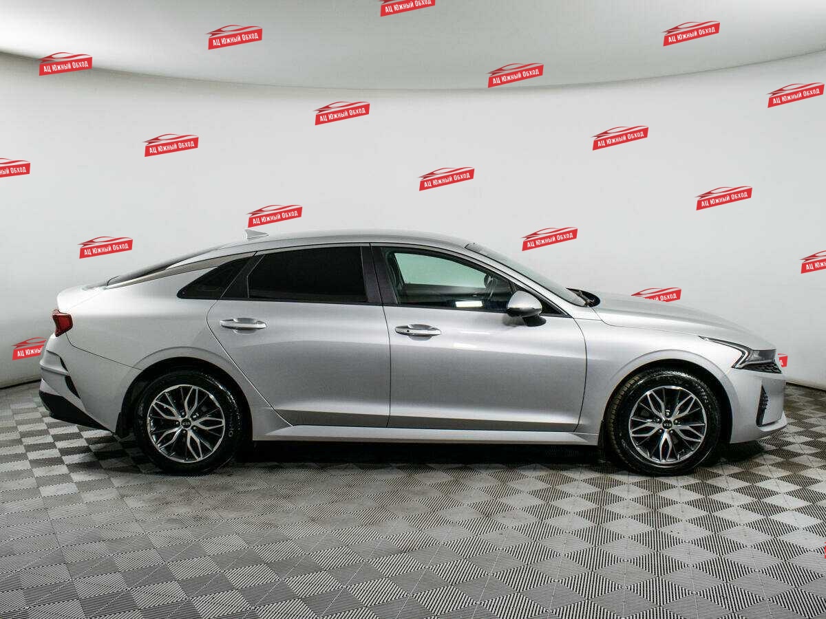 Купить Kia K5 с пробегом. Фото: #3