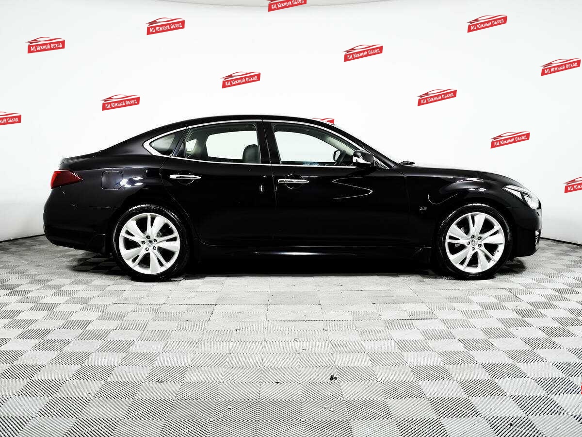 Купить Infiniti Q70 с пробегом. Фото: #3