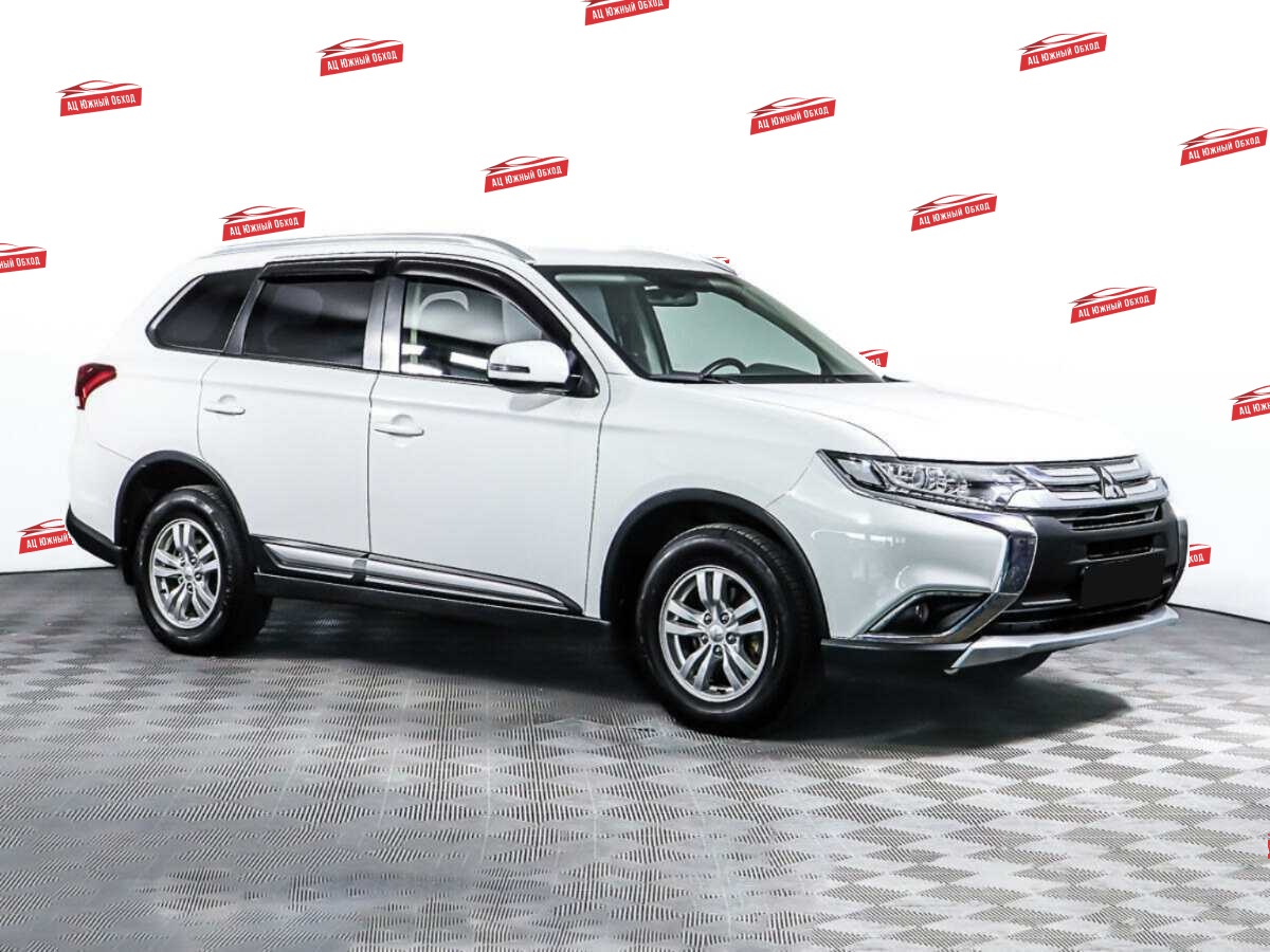 Купить Mitsubishi Outlander с пробегом. Фото: #2