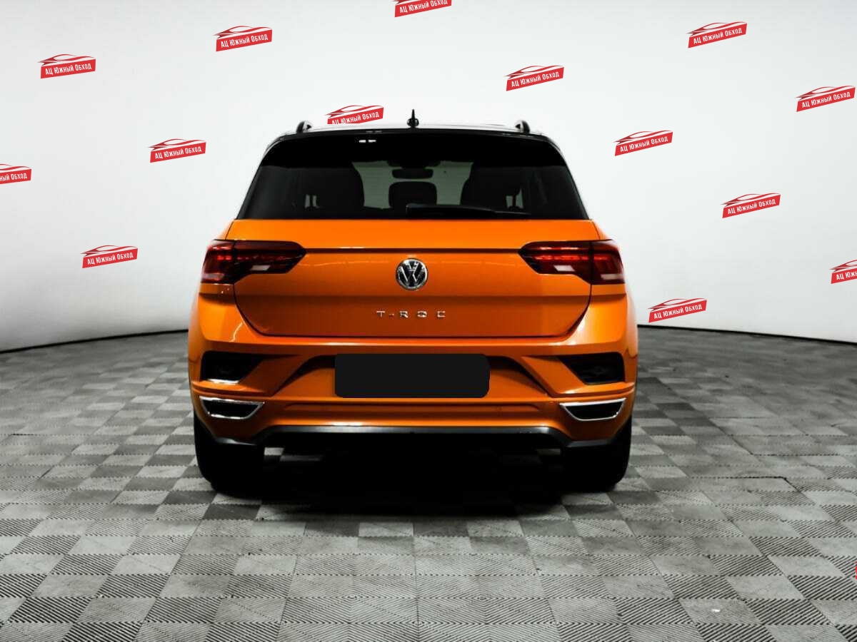 Купить Volkswagen T-Roc с пробегом. Фото: #5
