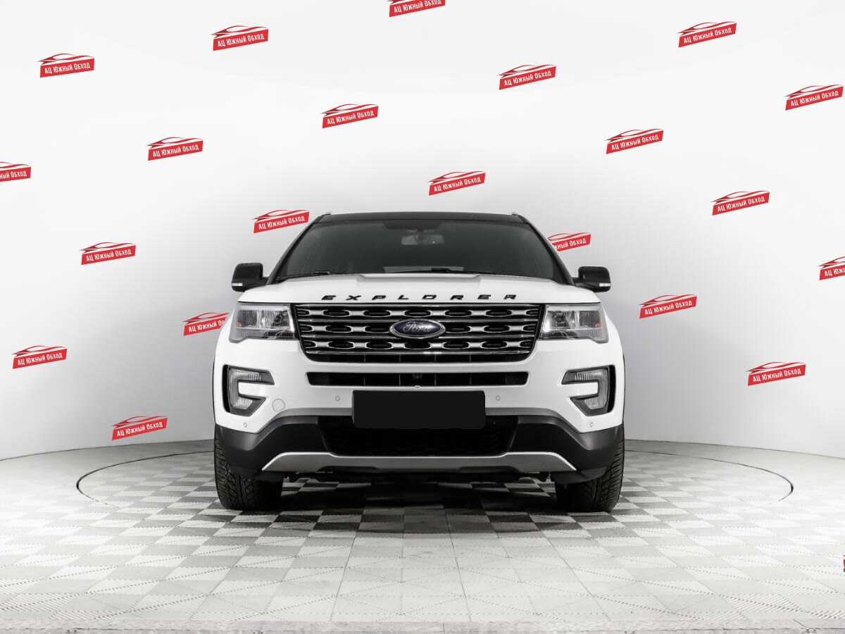 Купить Ford Explorer с пробегом. Фото: #1
