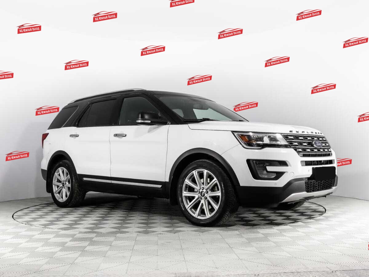 Купить Ford Explorer с пробегом. Фото: #2