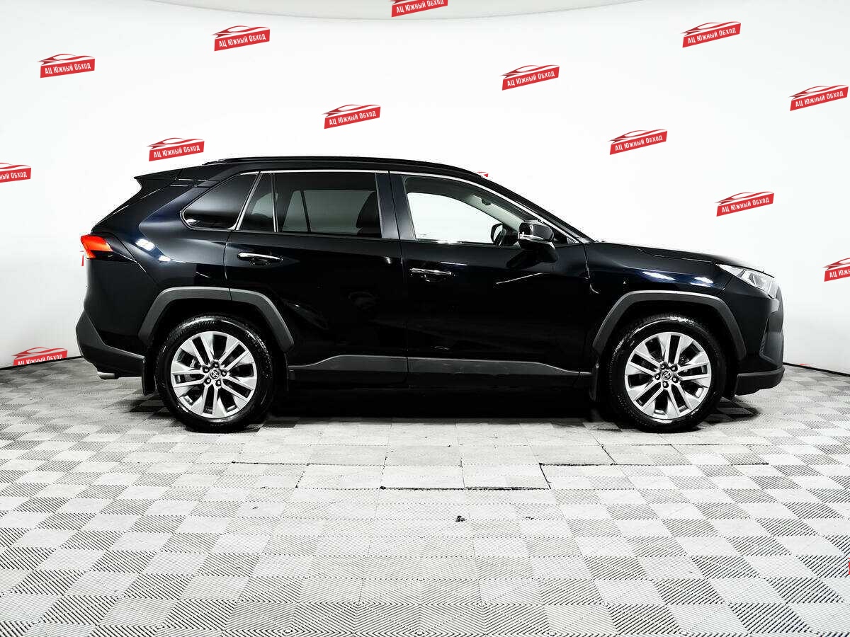 Купить Toyota RAV4 с пробегом. Фото: #3