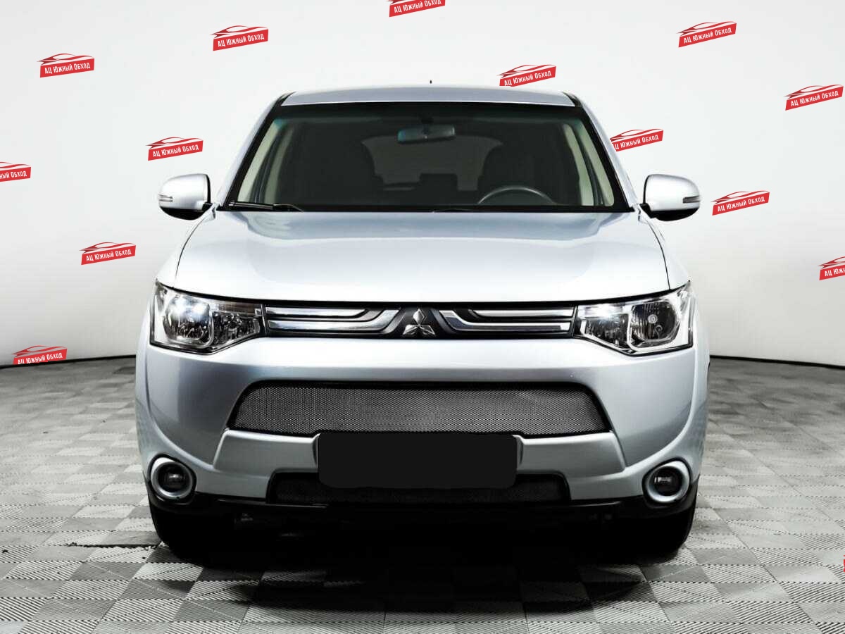 Купить Mitsubishi Outlander с пробегом. Фото: #1