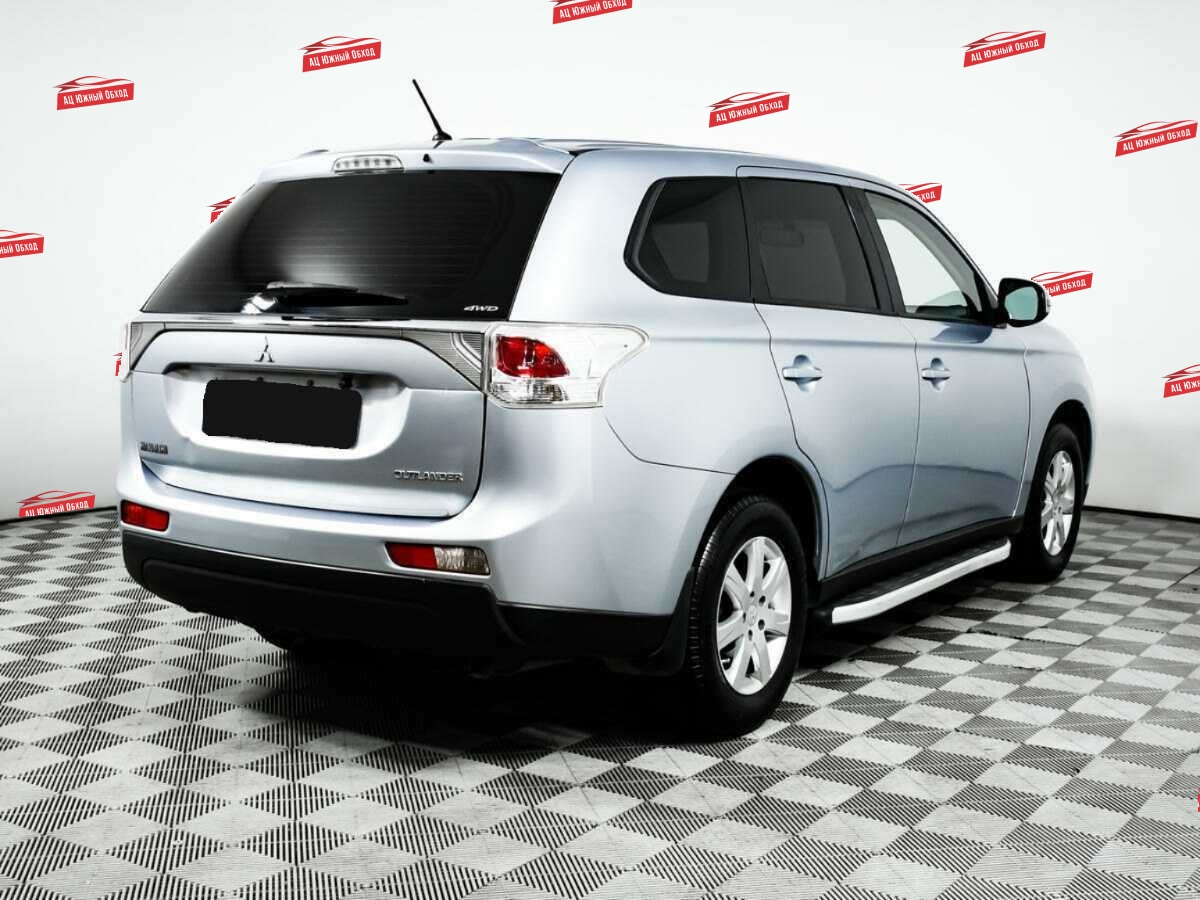 Купить Mitsubishi Outlander с пробегом. Фото: #4