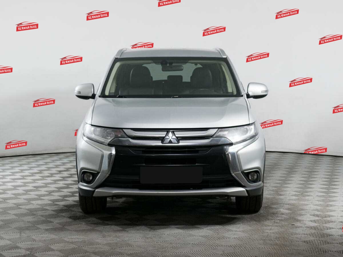 Купить Mitsubishi Outlander с пробегом. Фото: #1
