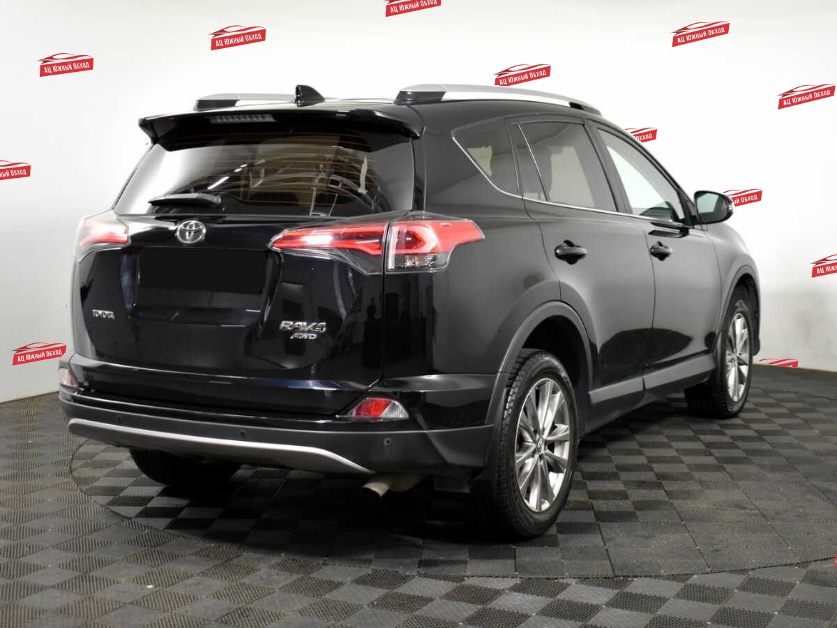 Купить Toyota RAV4 с пробегом. Фото: #3