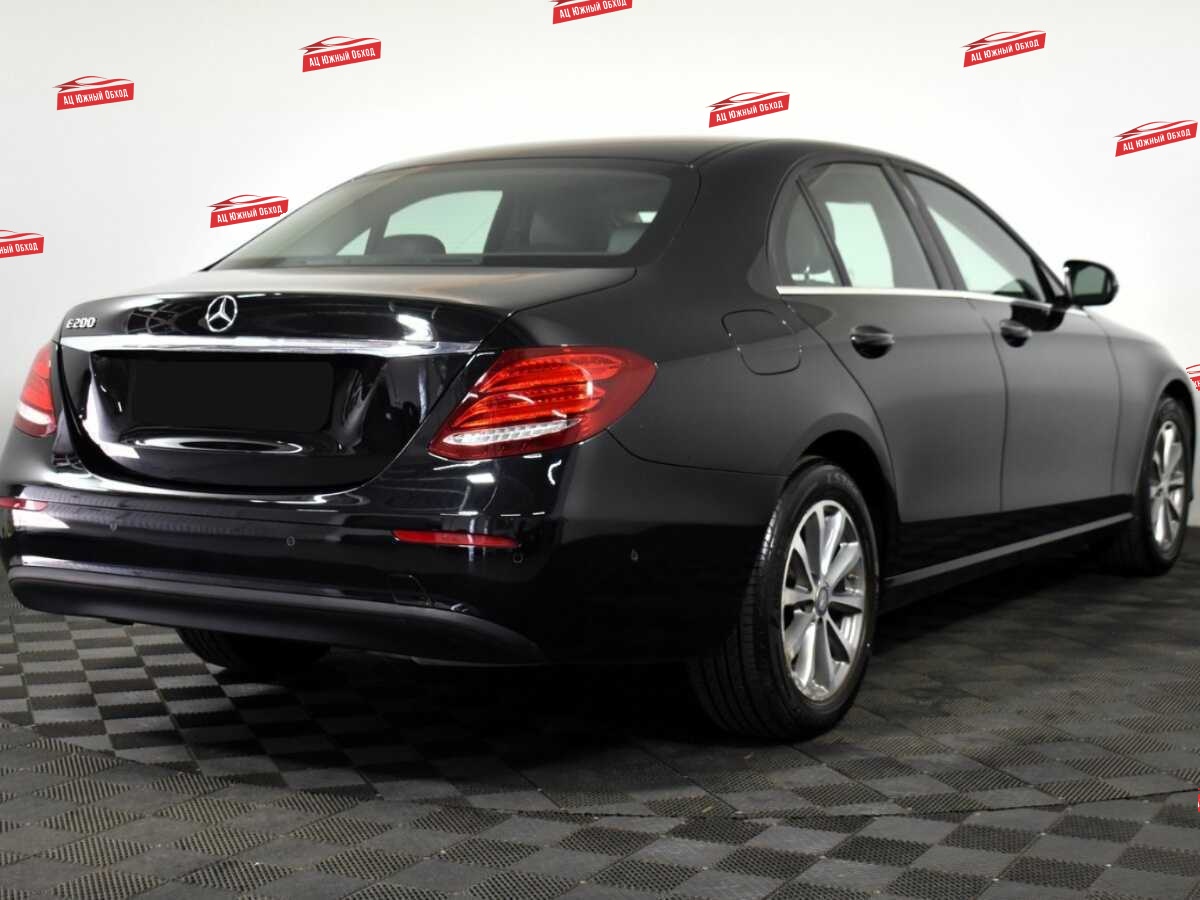 Купить Mercedes-Benz E-Класс с пробегом. Фото: #3