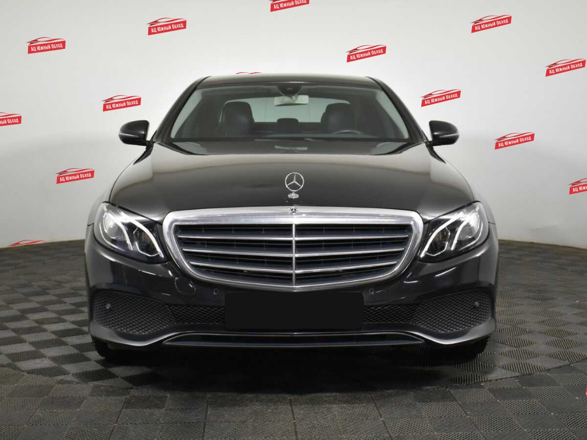Купить Mercedes-Benz E-Класс с пробегом. Фото: #1