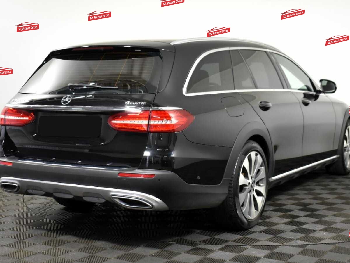 Купить Mercedes-Benz E-Класс с пробегом. Фото: #3