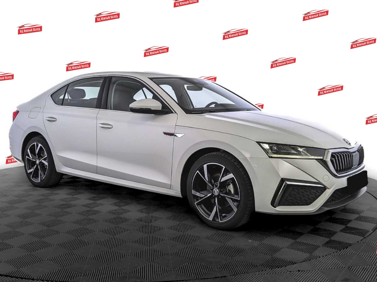 Купить Skoda Octavia с пробегом. Фото: #2