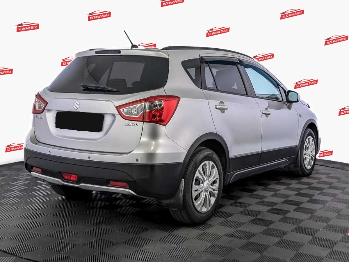 Купить Suzuki SX4 с пробегом. Фото: #4