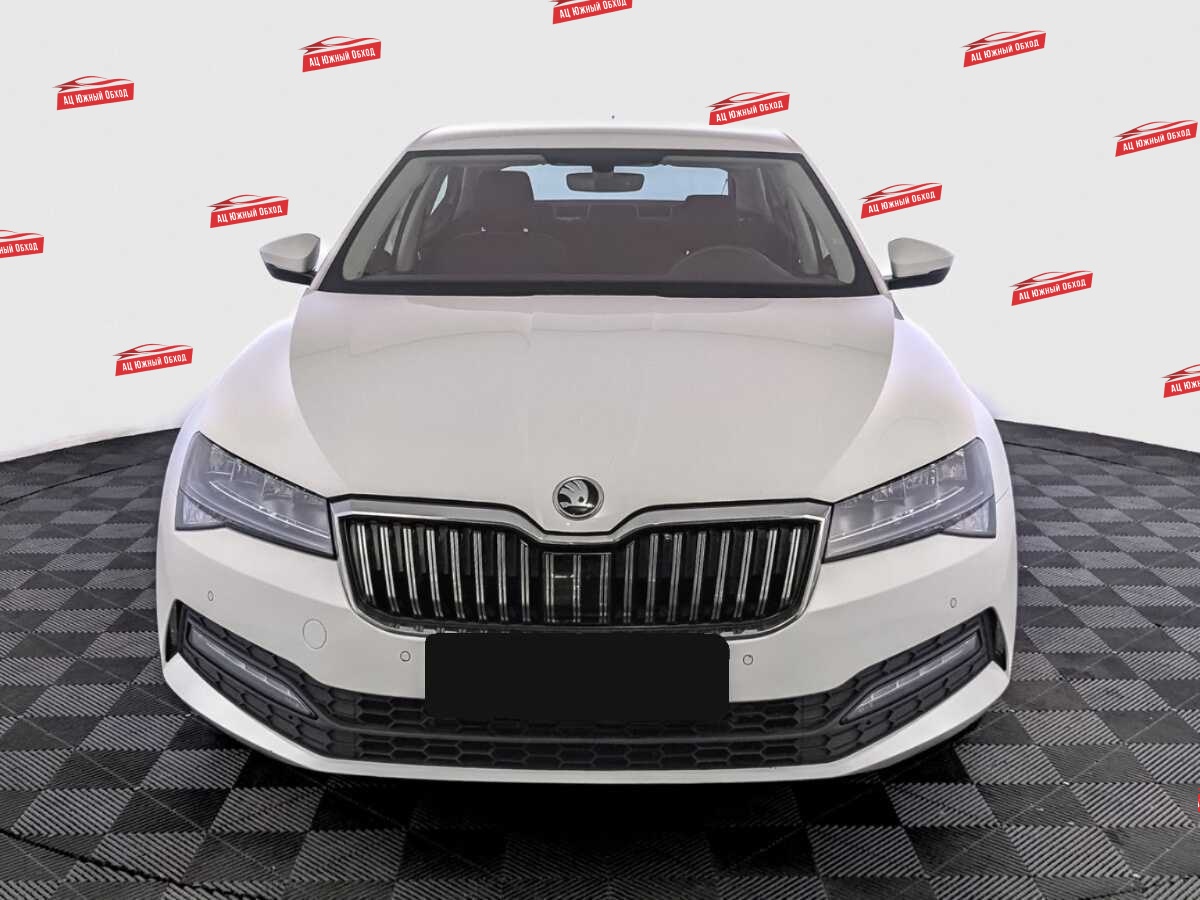Купить Skoda Superb с пробегом. Фото: #1