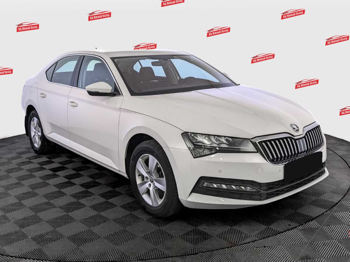Купить Skoda Superb с пробегом. Фото: #2