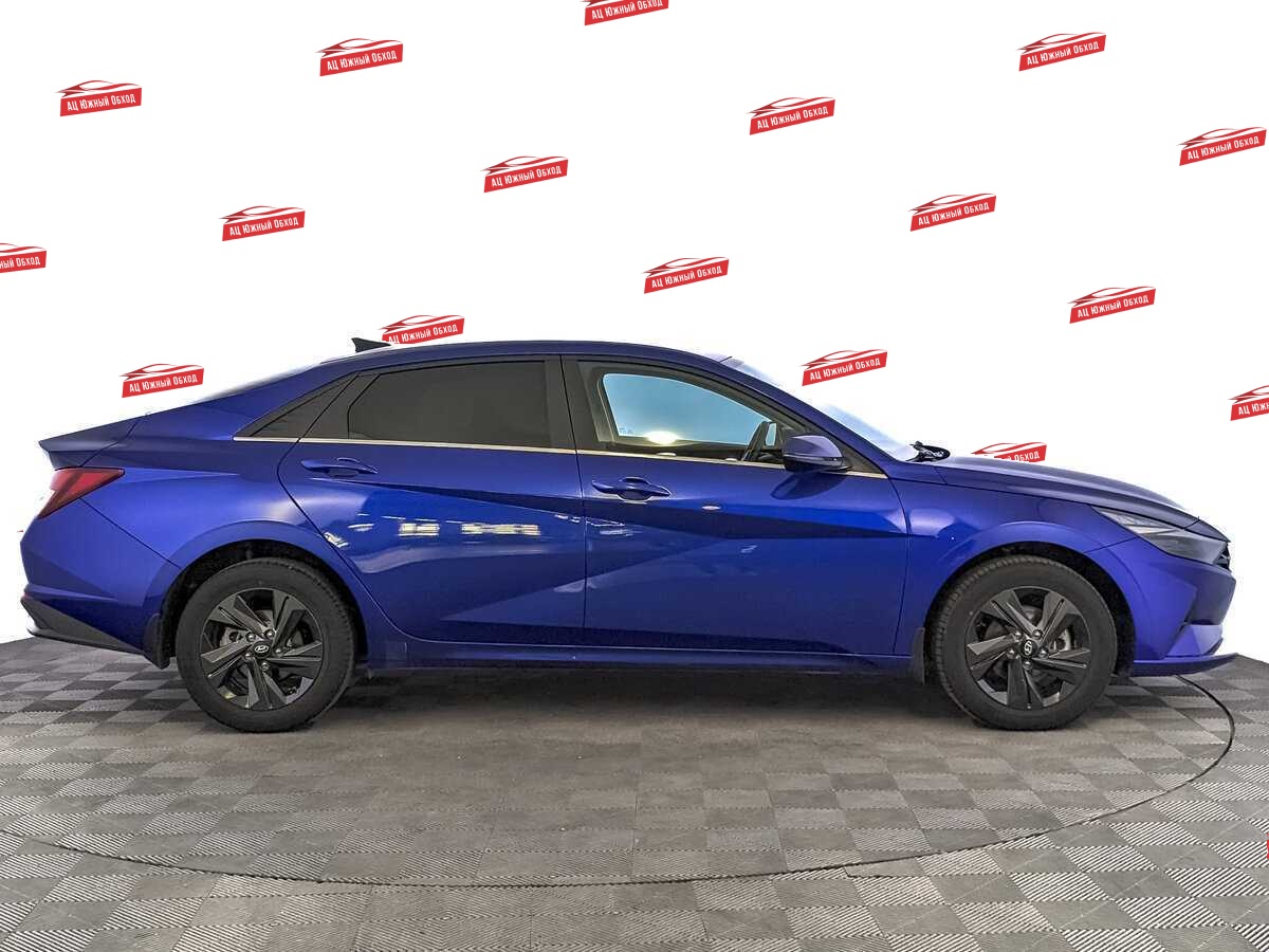 Купить Hyundai Elantra с пробегом. Фото: #3