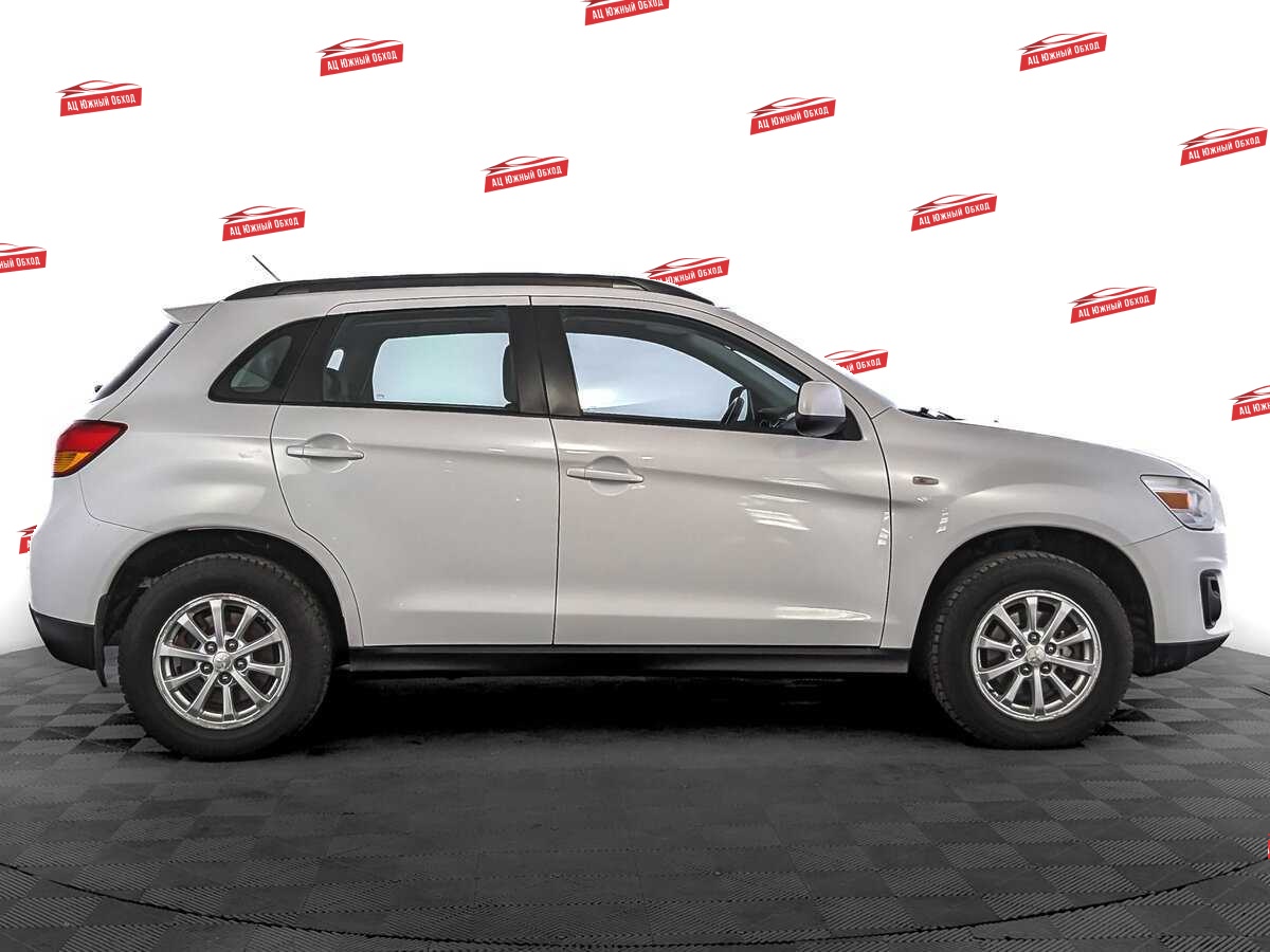 Купить Mitsubishi ASX с пробегом. Фото: #3
