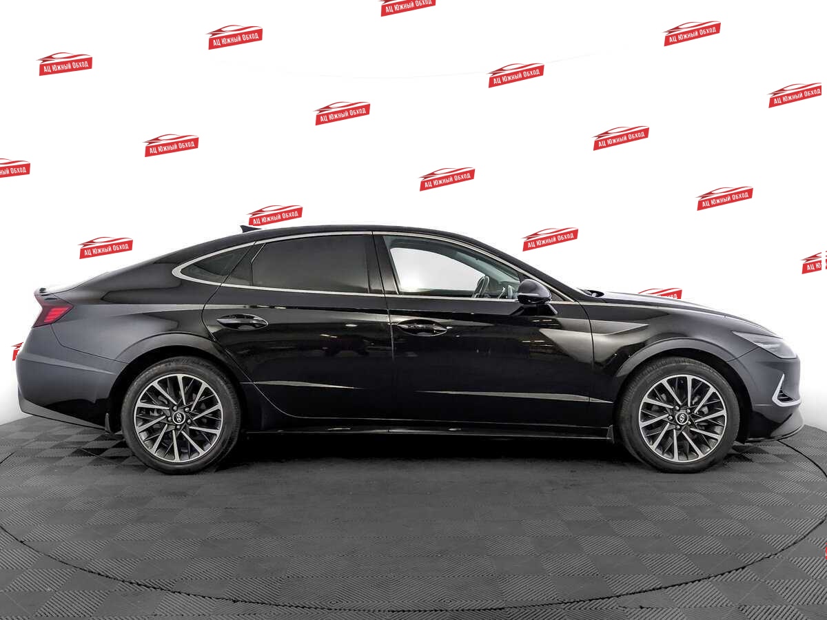 Купить Hyundai Sonata с пробегом. Фото: #3