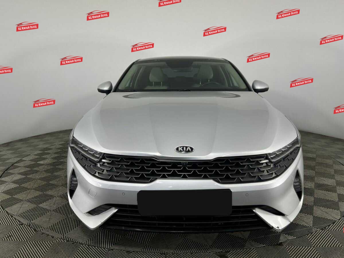 Купить Kia K5 с пробегом. Фото: #1