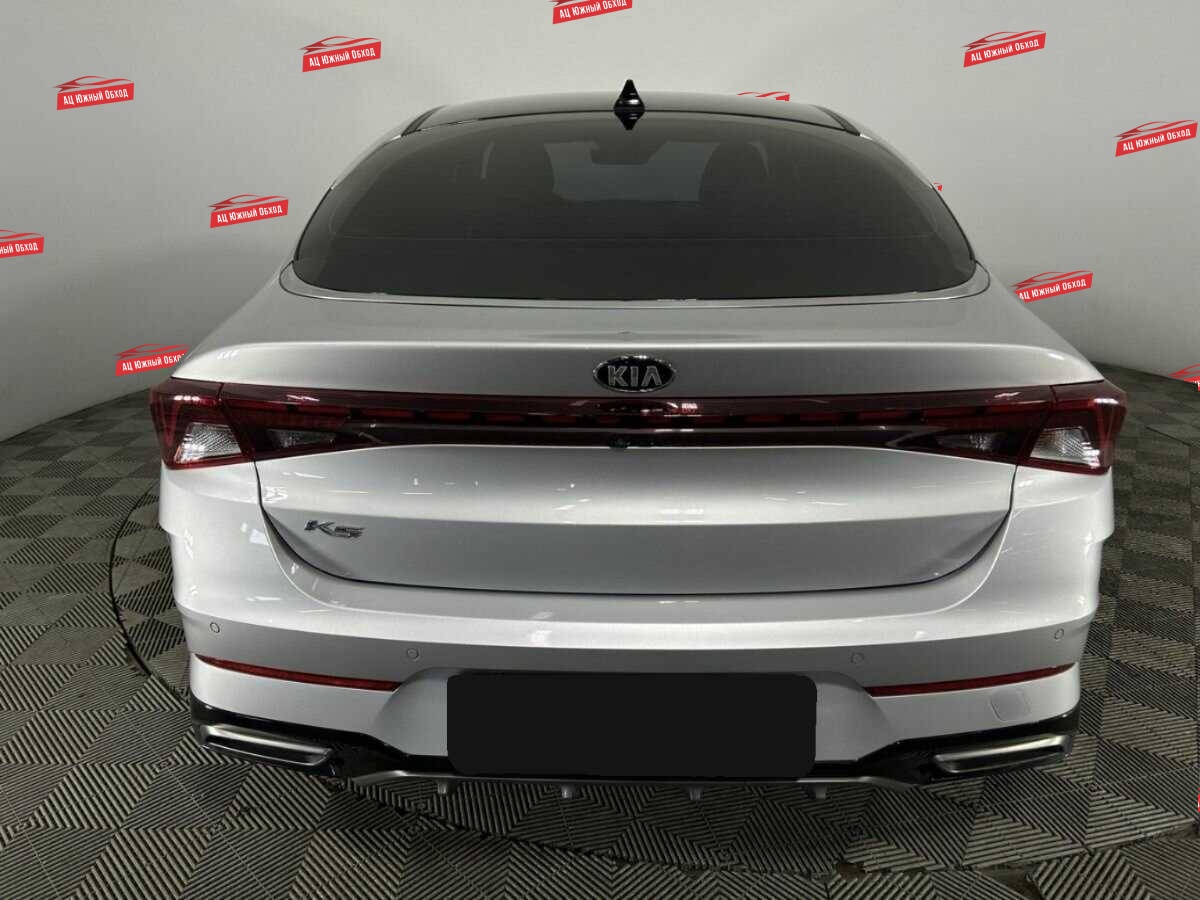 Купить Kia K5 с пробегом. Фото: #2