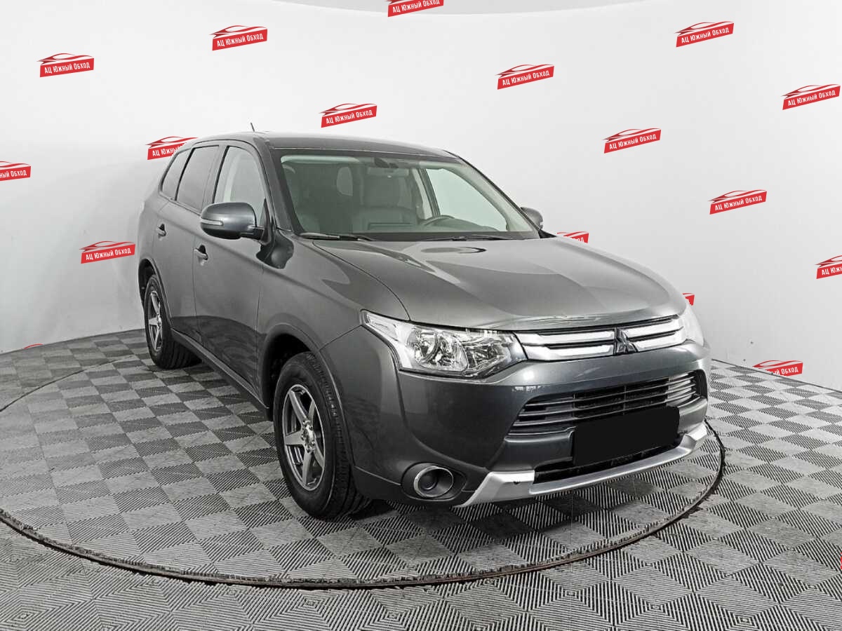Купить Mitsubishi Outlander с пробегом. Фото: #2