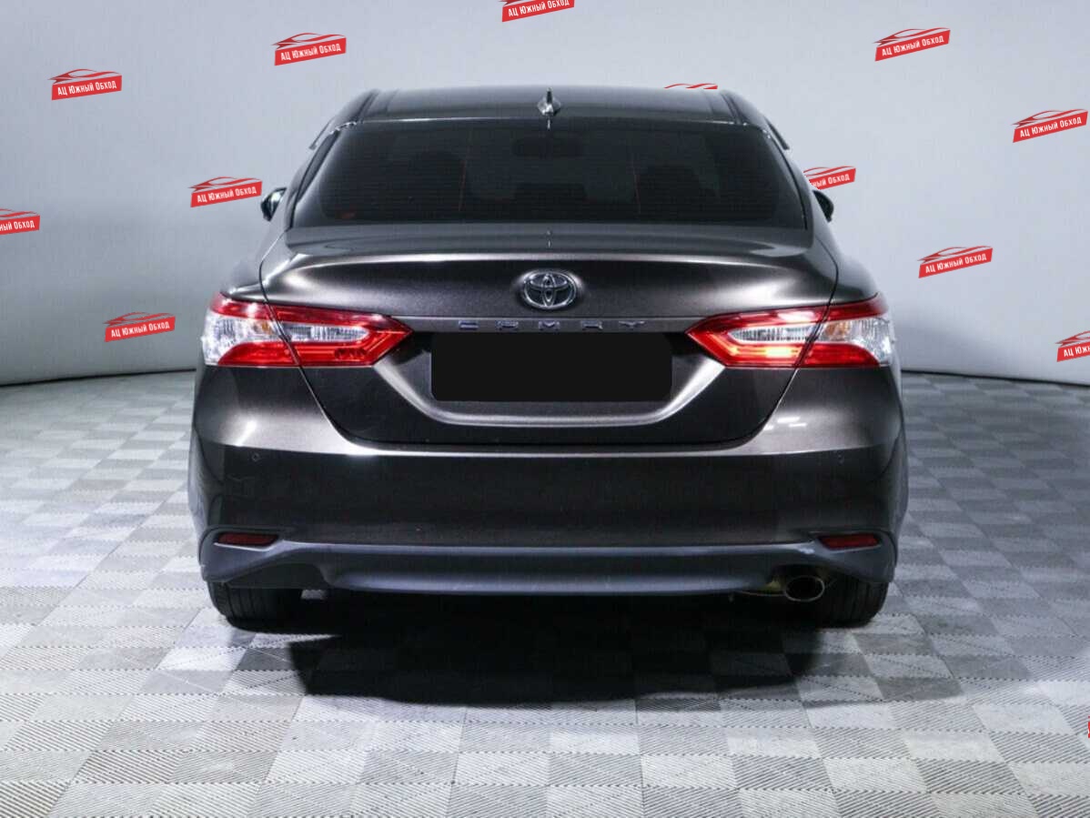 Купить Toyota Camry с пробегом. Фото: #5