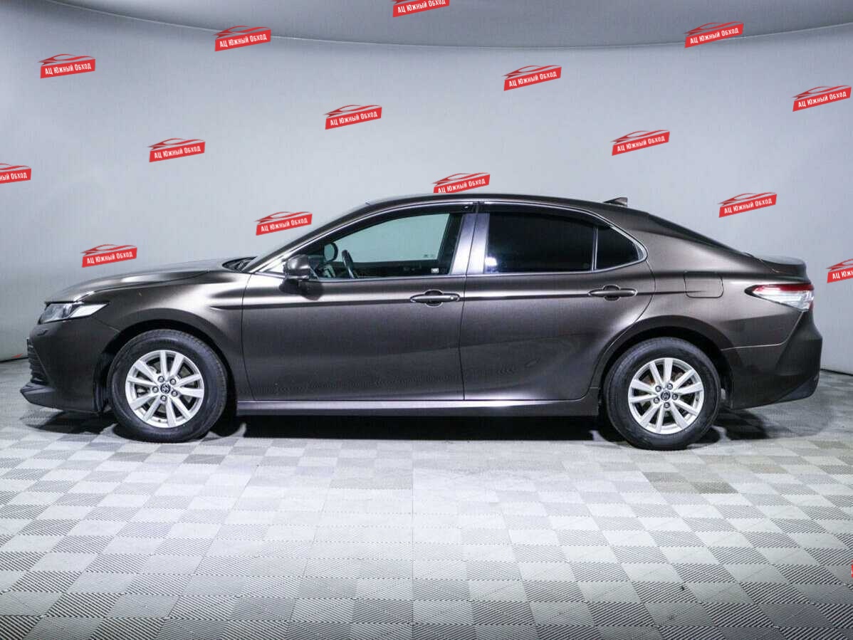 Купить Toyota Camry с пробегом. Фото: #7