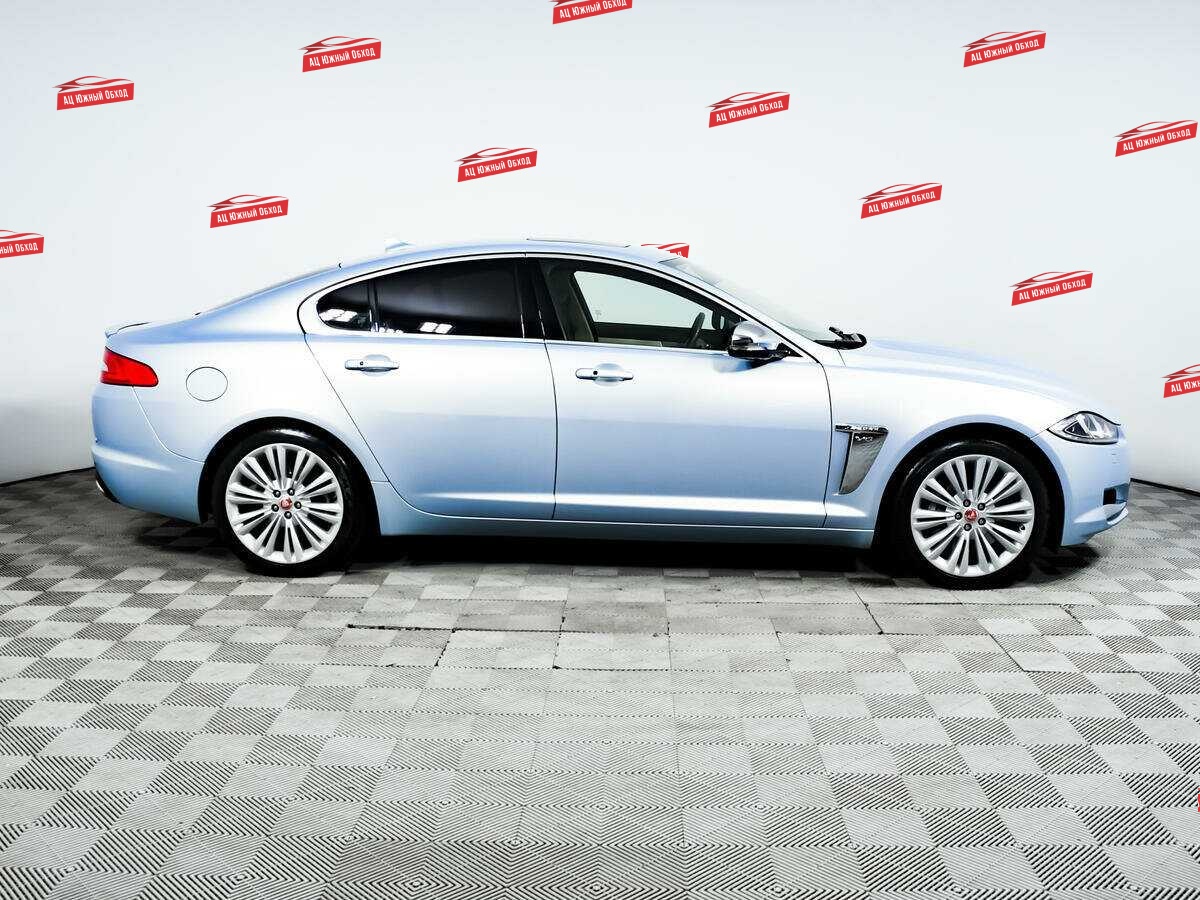 Купить Jaguar XF с пробегом. Фото: #3