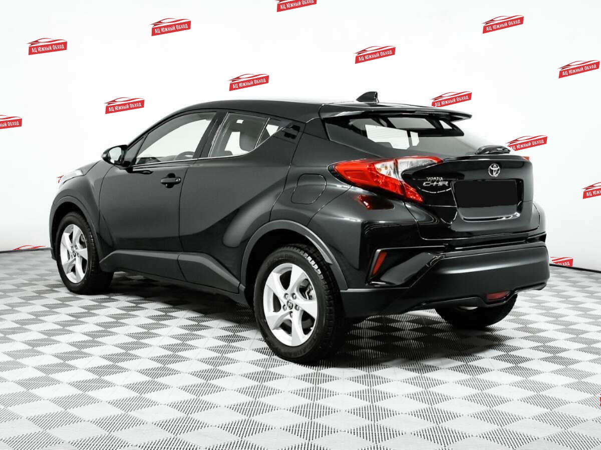 Купить Toyota C-HR с пробегом. Фото: #6