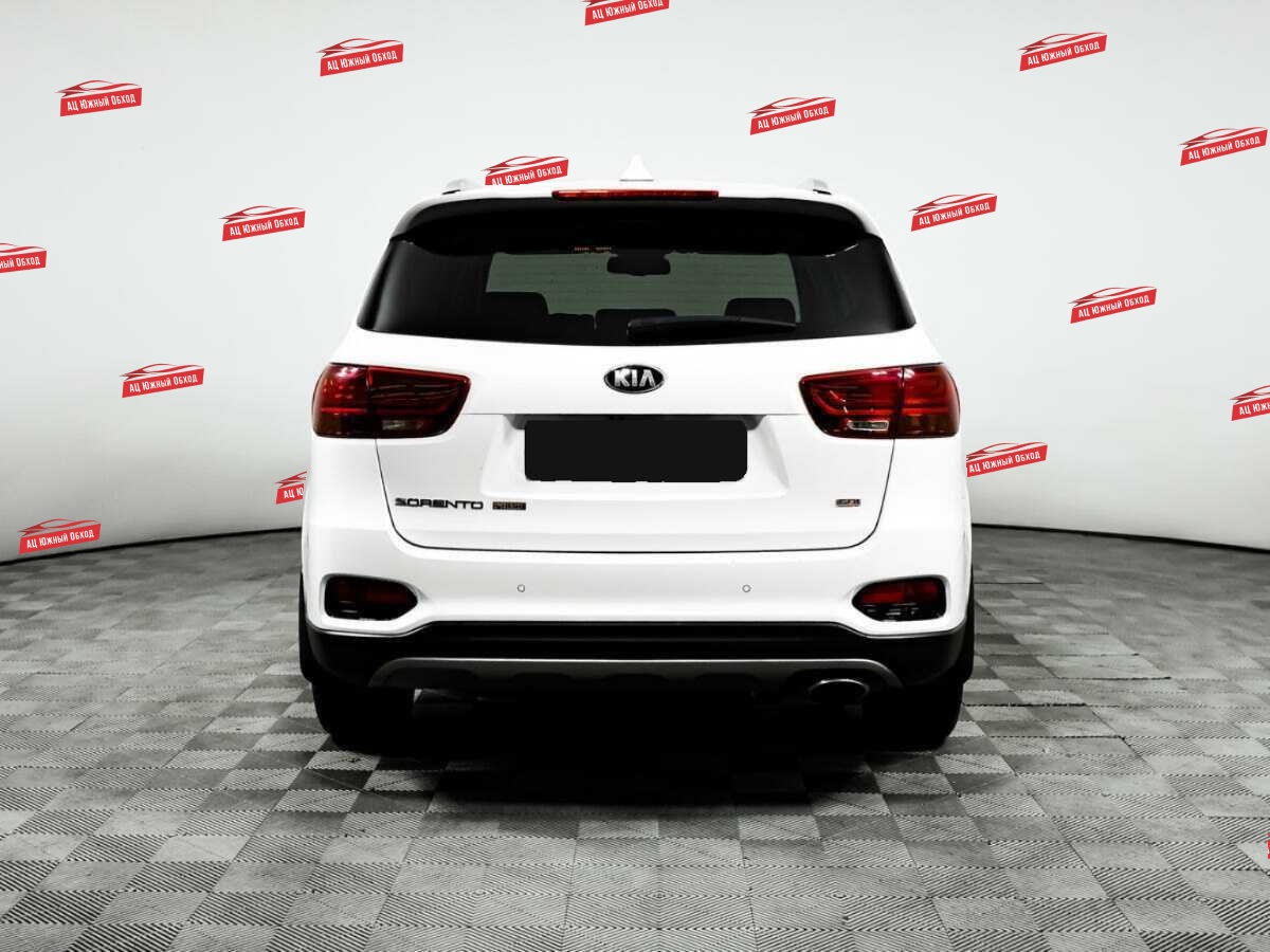 Купить Kia Sorento с пробегом. Фото: #5