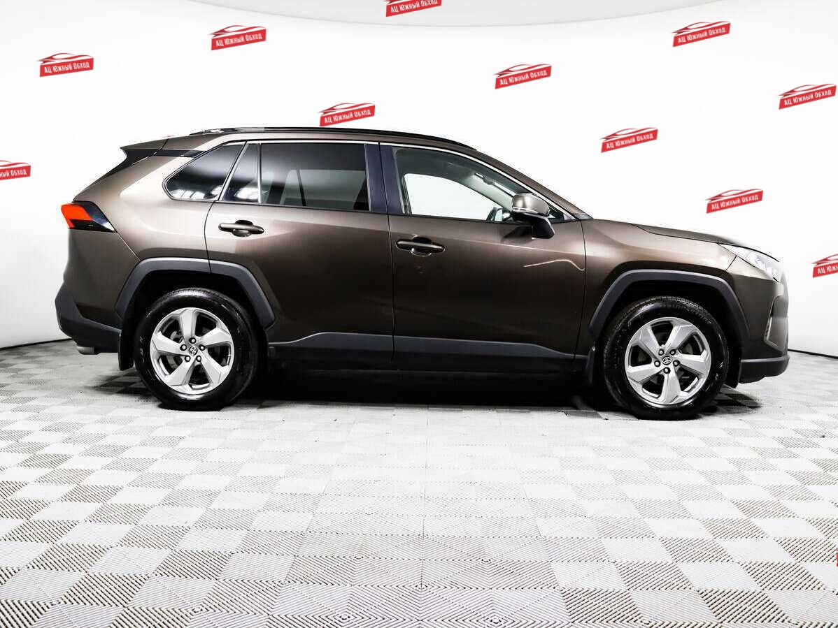 Купить Toyota RAV4 с пробегом. Фото: #3