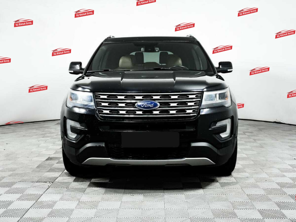 Купить Ford Explorer с пробегом. Фото: #1