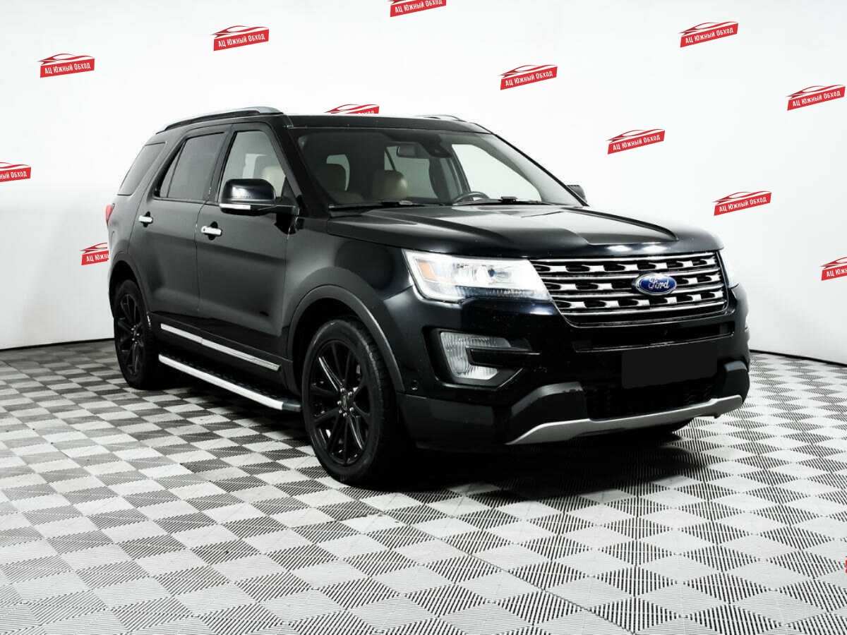 Купить Ford Explorer с пробегом. Фото: #2