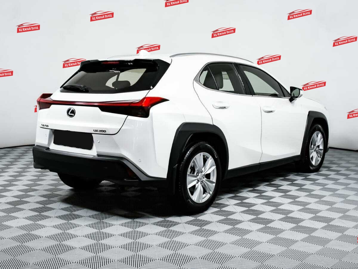 Купить Lexus UX с пробегом. Фото: #4