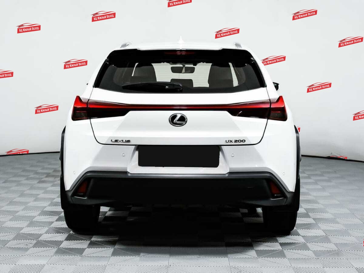Купить Lexus UX с пробегом. Фото: #5