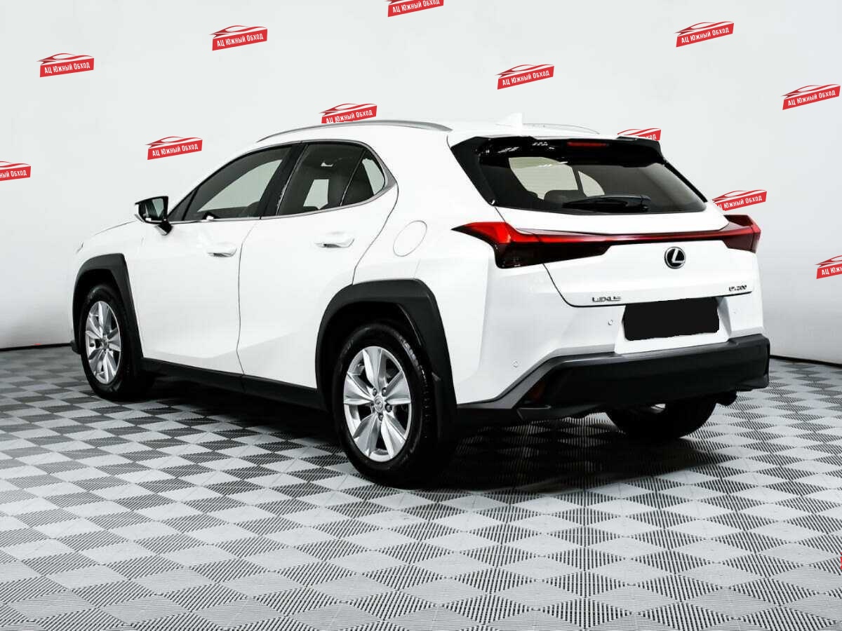 Купить Lexus UX с пробегом. Фото: #6