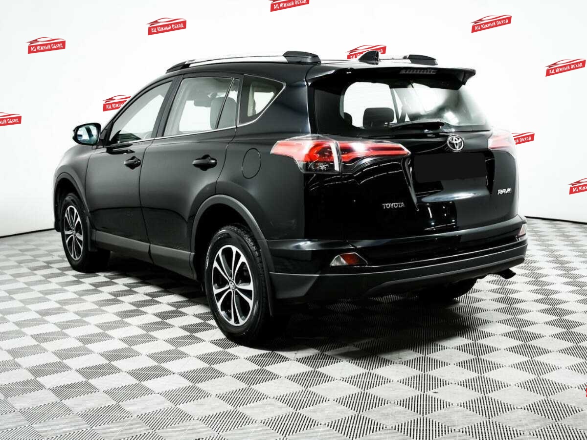 Купить Toyota RAV4 с пробегом. Фото: #6