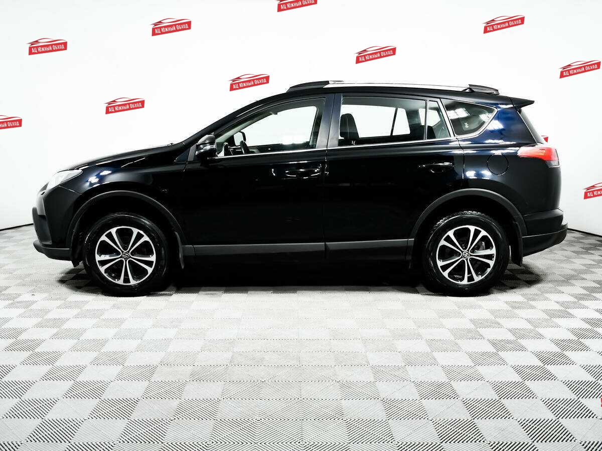 Купить Toyota RAV4 с пробегом. Фото: #7