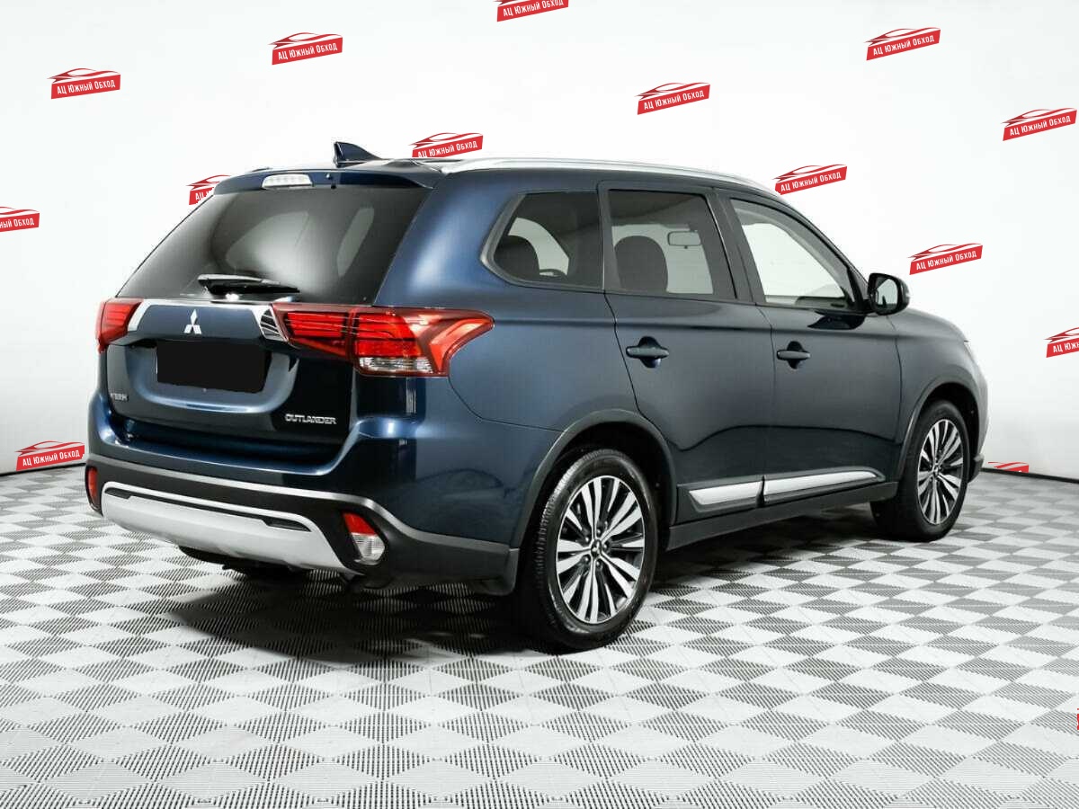 Купить Mitsubishi Outlander с пробегом. Фото: #3