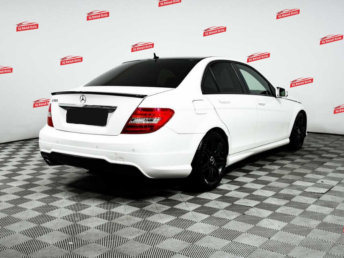 Купить Mercedes-Benz C-Класс с пробегом. Фото: #4