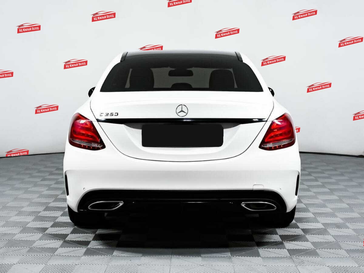 Купить Mercedes-Benz C-Класс с пробегом. Фото: #5