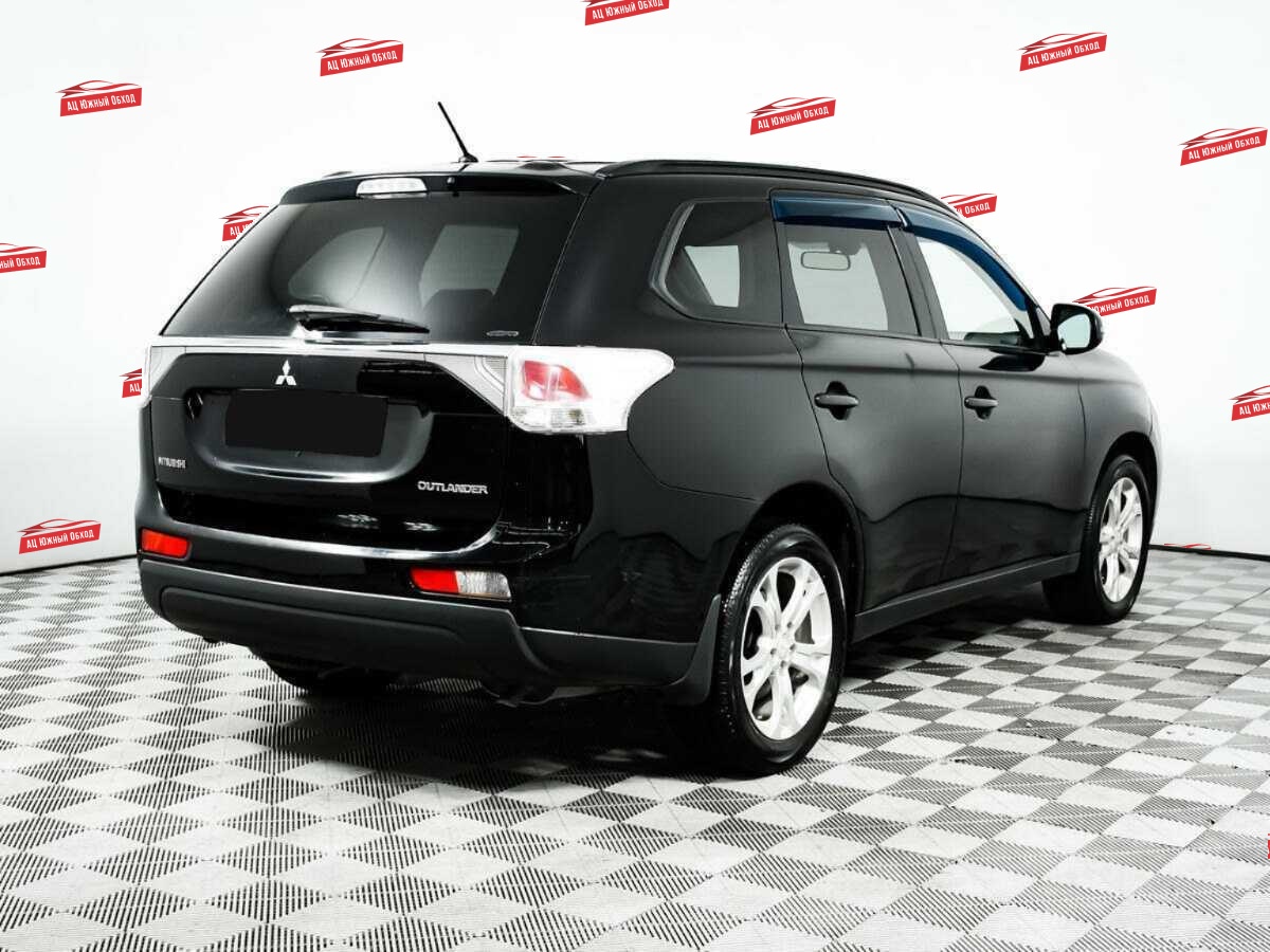 Купить Mitsubishi Outlander с пробегом. Фото: #3