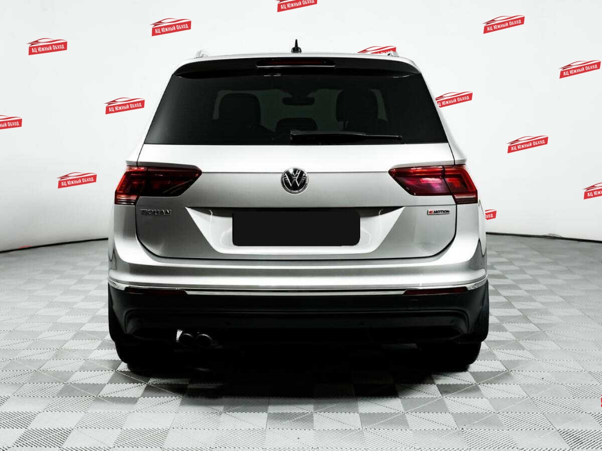 Купить Volkswagen Tiguan с пробегом. Фото: #5