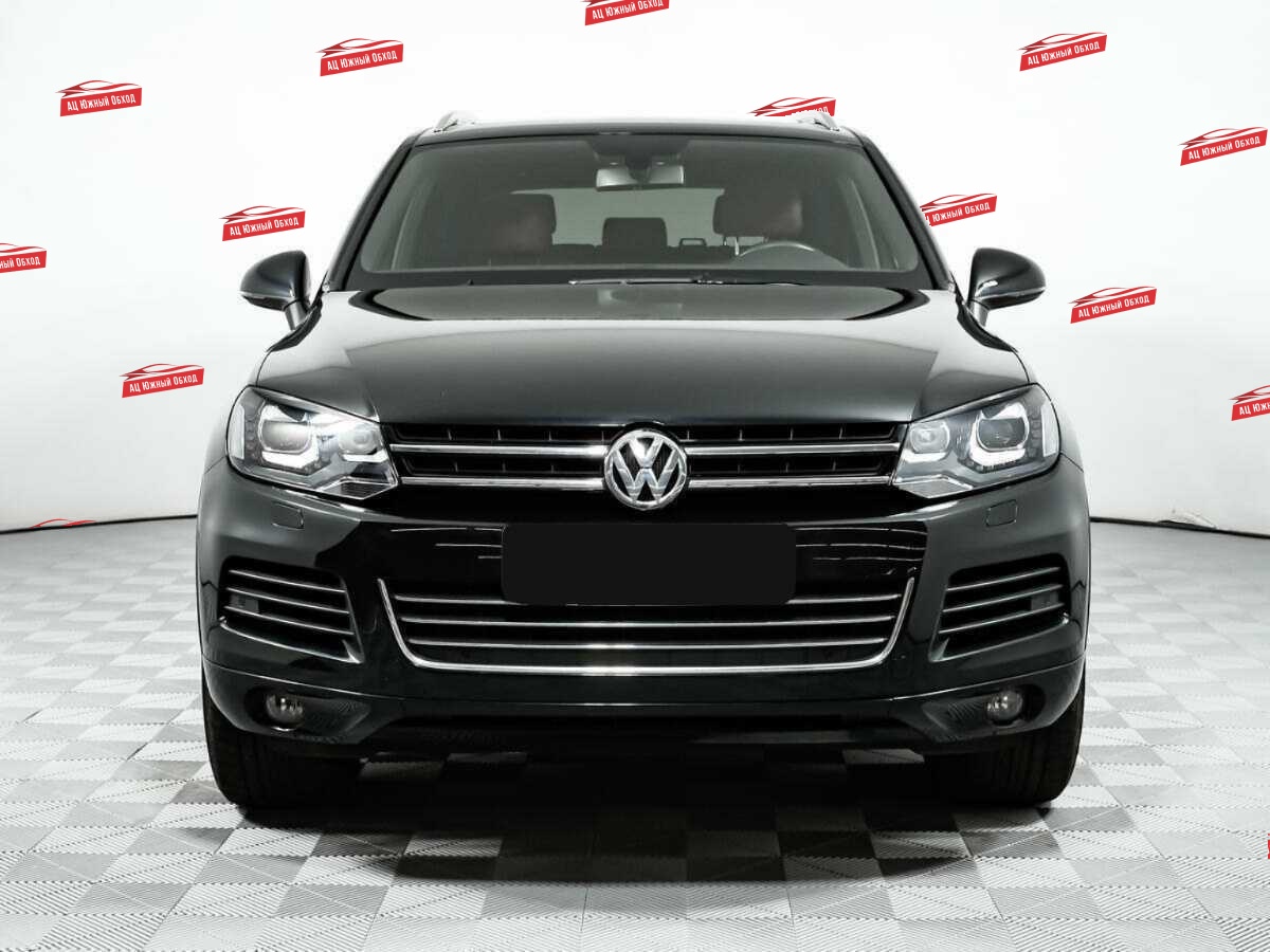Купить Volkswagen Touareg с пробегом. Фото: #1