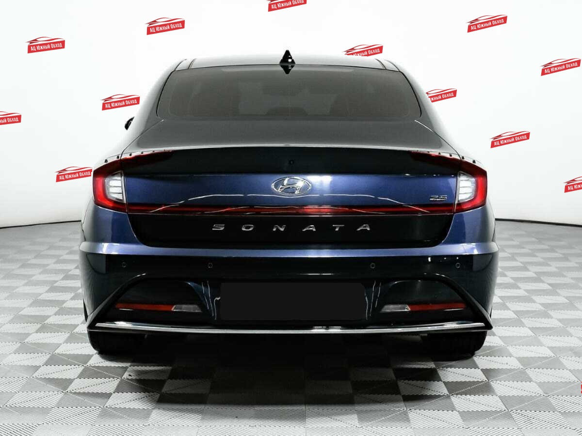 Купить Hyundai Sonata с пробегом. Фото: #4