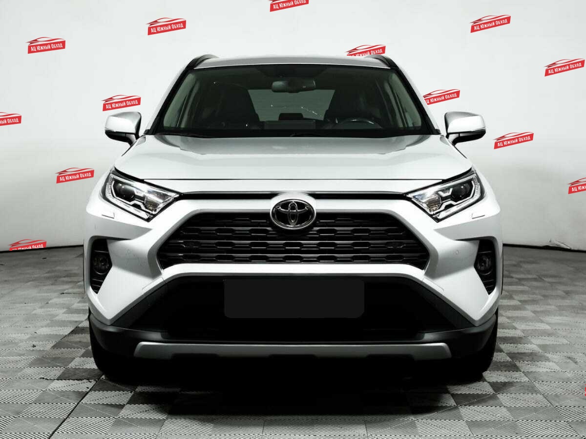 Купить Toyota RAV4 с пробегом. Фото: #1